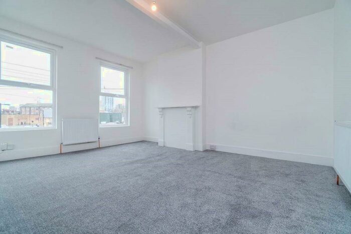 1 Bedroom Flat To Rent In Windmill Road, Croydon, CR0
