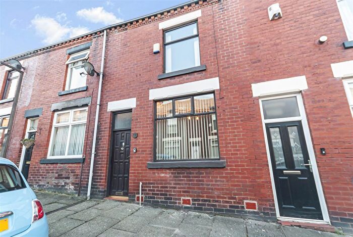2 Bedroom Property To Rent In Charles Street, Farnworth, Bolton, BL4