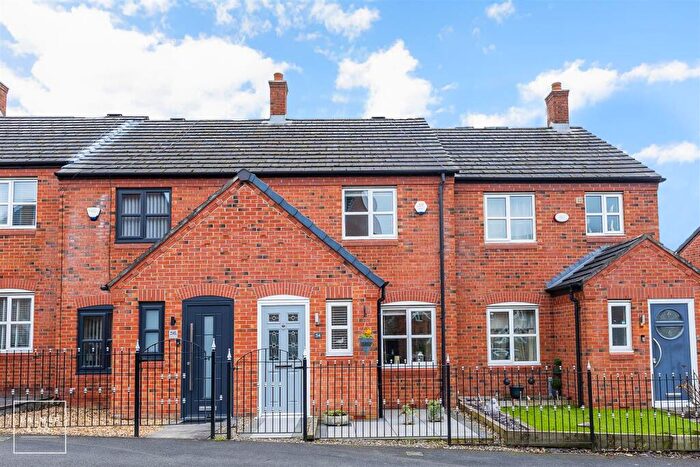 2 Bedroom Terraced House For Sale In Gadfield Grove, Atherton, M46