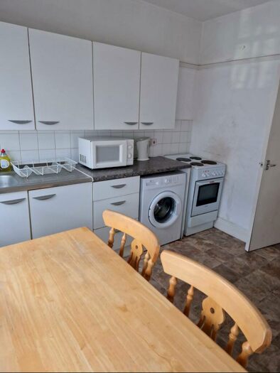 2 Bedroom Apartment To Rent In Recreation Road, Guildford, GU1