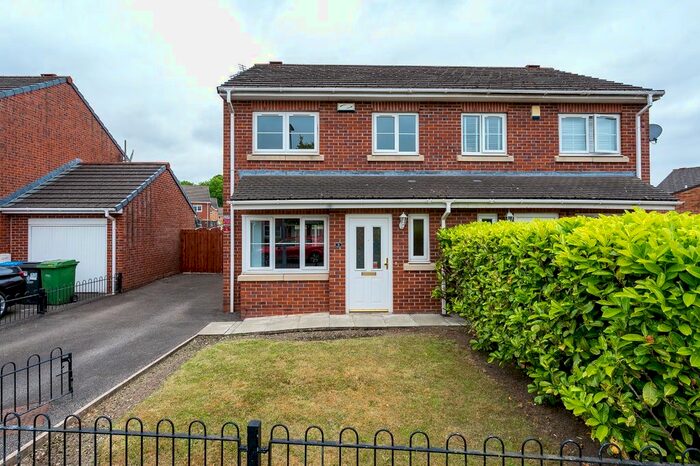 3 Bedroom Semi-Detached House To Rent In Hudson Road, Padgate, Warrington, Cheshire, WA2
