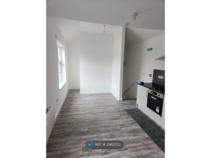 1 Bedroom Flat To Rent In Tom Brown Street, Rugby, CV21