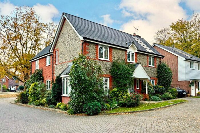 4 Bedroom Detached House For Sale In Kukri Gardens, Church Crookham, Fleet, Hampshire, GU52
