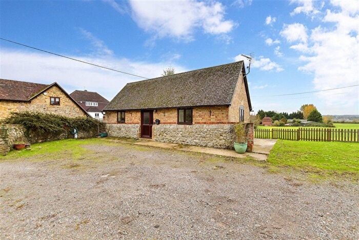 1 Bedroom Barn Conversion For Sale In Pratling Street, Aylesford, Kent, ME20
