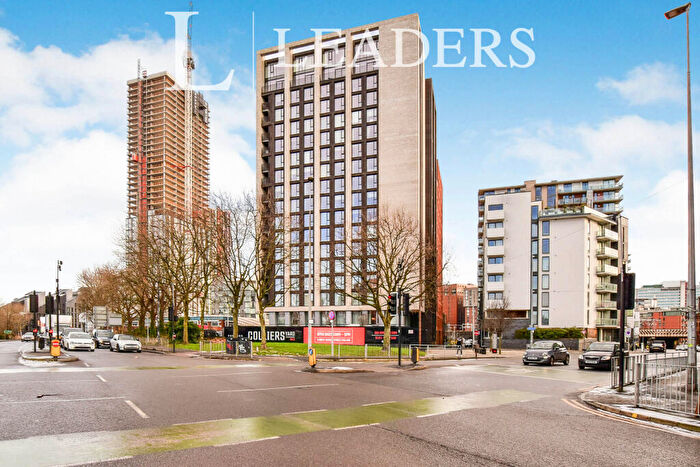 1 Bedroom Apartment To Rent In Fifve, Queen Street, Salford, M3