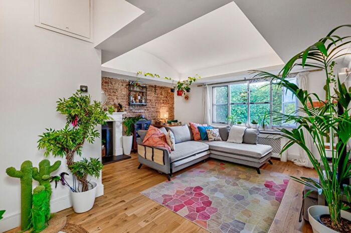 1 Bedroom Flat For Sale In Dorset Square, London, NW1