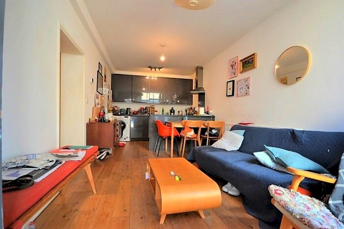 1 Bedroom Flat To Rent In Chalk Farm Road, Camden, NW1