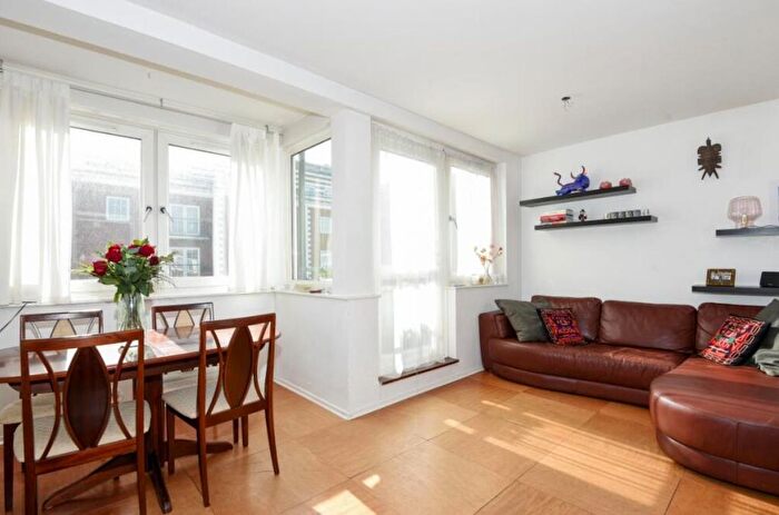 2 Bedroom Flat To Rent In Harewood Avenue, London, NW1