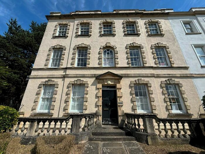 2 Bedroom Apartment To Rent In Clifton Hill, Bristol, BS8