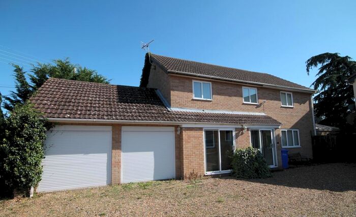 4 Bedroom Detached House To Rent In The Street, Holywell Row, IP28