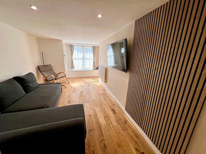 3 Bedroom Property To Rent In Easton Street, Portland, DT5