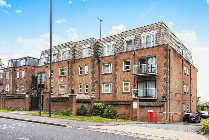 2 Bedroom Flat To Rent In Pavillion Lodge, Lower Road, Harrow, HA2