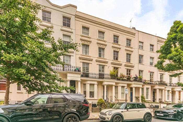 2 Bedroom Flat To Rent In Belgrave Gardens, St John's Wood, London, NW8