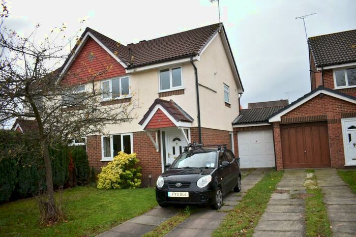 3 Bedroom Semi-Detached House To Rent In Melkridge Close, Hoole, CH2