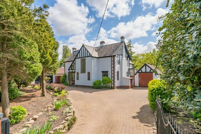 5 Bedroom Detached House For Sale In Stockswell Road, Widnes, Cheshire, WA8
