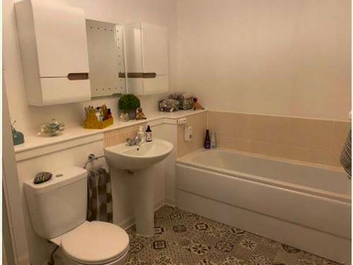 1 Bedroom Flat To Rent In Sands House, Kinross, KY13