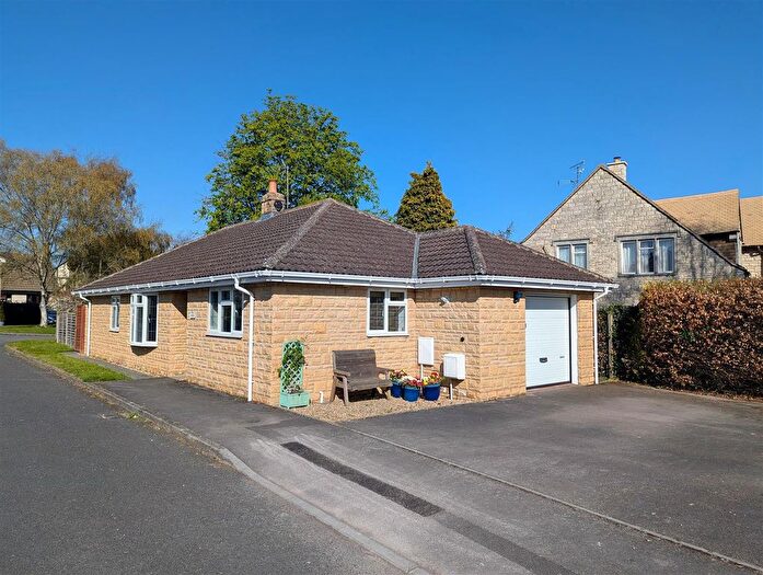 3 Bedroom Detached Bungalow For Sale In The Hyde, Winchcombe, Cheltenham, GL54