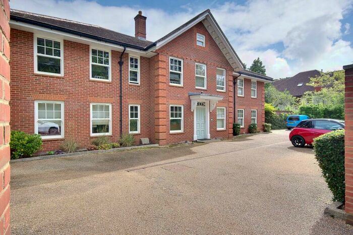 3 Bedroom Duplex To Rent In Meyrick Park, Bournemouth, BH2