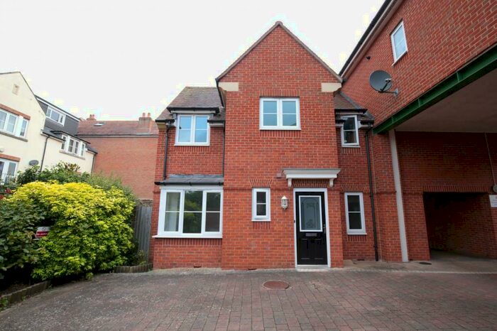 4 Bedroom End Of Terrace House To Rent In Vintner Road, Central Abingdon, OX14