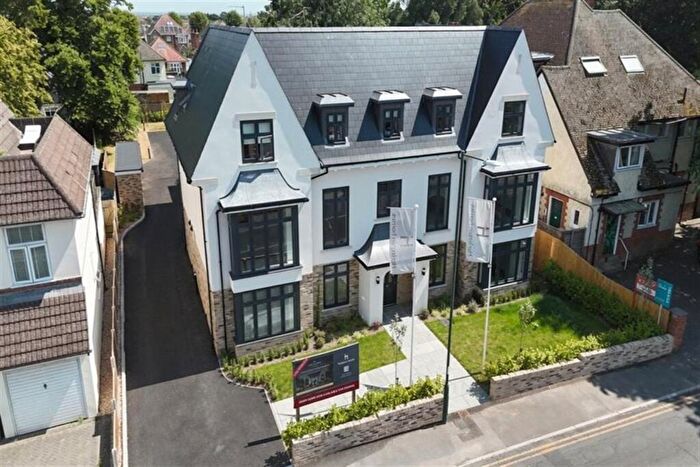 1 Bedroom Flat For Sale In Southbourne, BH6