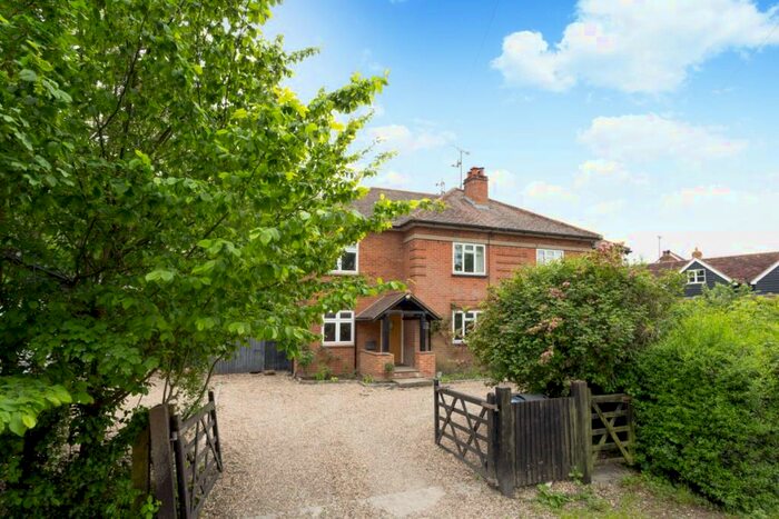 4 Bedroom Semi-Detached House To Rent In St. Leonards Hill Windsor, SL4