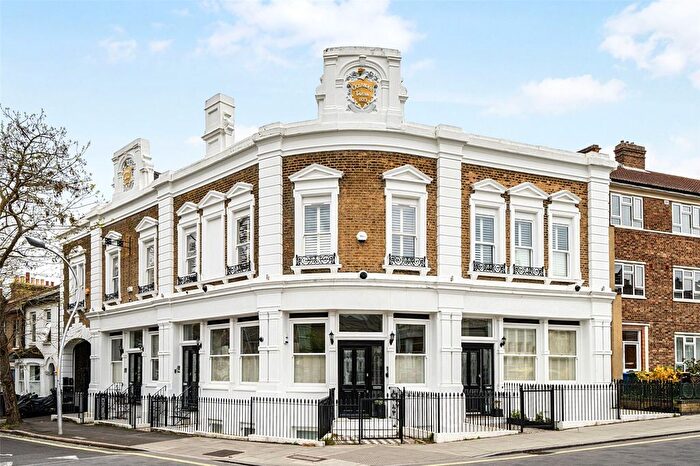 2 Bedroom Flat For Sale In Oglander Road, London, SE15