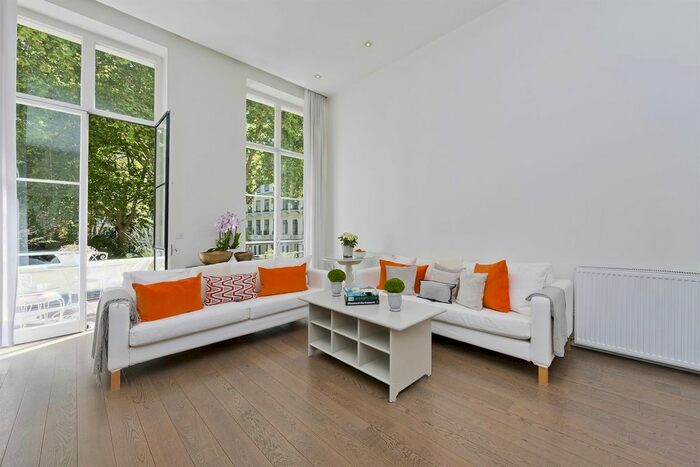 2 Bedroom Flat To Rent In Cleveland Square, London, W2