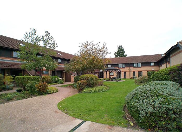 2 Bedroom Apartment For Sale In Harrison Court, Bingham, Nottingham, NG13