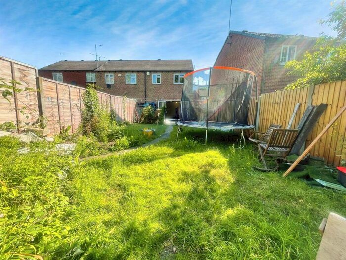 3 Bedroom House To Rent In Florence Close, Grays, RM20