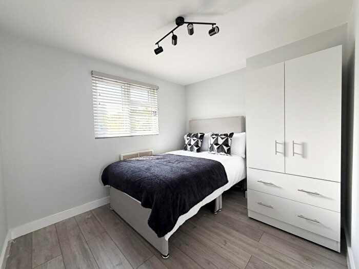 Studio To Rent In Somervell Road, Harrow, HA2