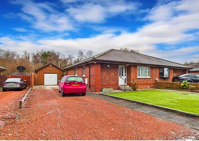 3 Bedroom Semi-Detached Bungalow For Sale In Beechwood Gardens, Blackburn, EH47