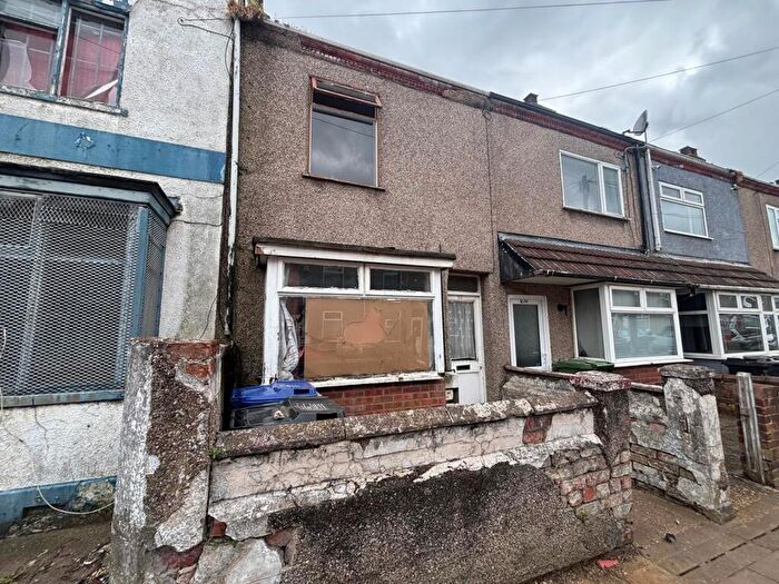3 Bedroom Terraced House For Sale In Roberts Street, Grimsby, DN32