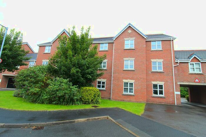 2 Bedroom Apartment To Rent In Angelbank, Horwich, Bolton, BL6