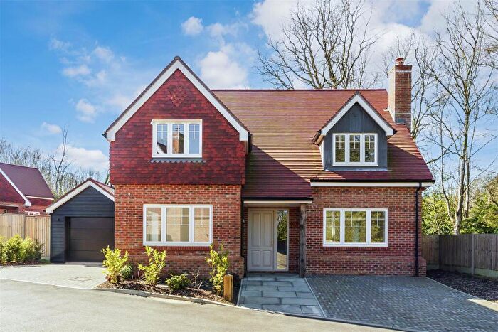 4 Bedroom Detached House For Sale In Hill Top Gardens, Box Hill, KT20