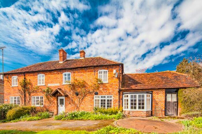 3 Bedroom Detached House To Rent In Snowdrop Cottage, Streatley On Thames, RG8