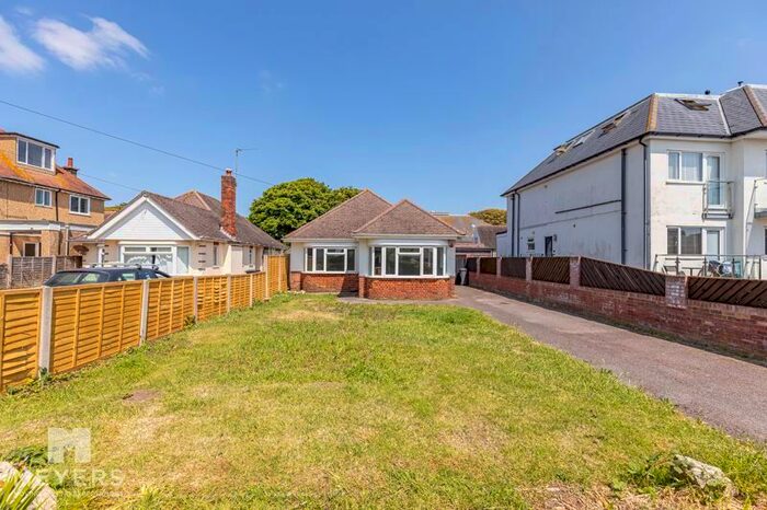2 Bedroom Bungalow To Rent In Church Road, Southbourne, BH6