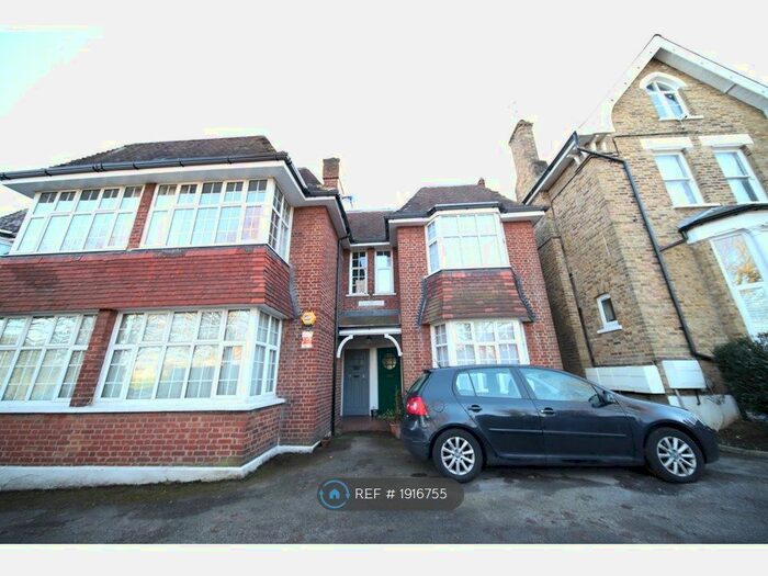 2 Bedroom Flat To Rent In Ashleigh Court, London, N14