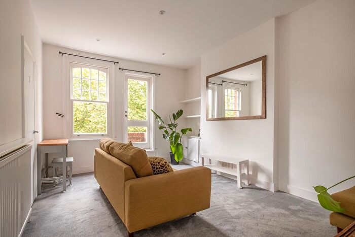 1 Bedroom Flat For Sale In Parsons Green, London, SW6