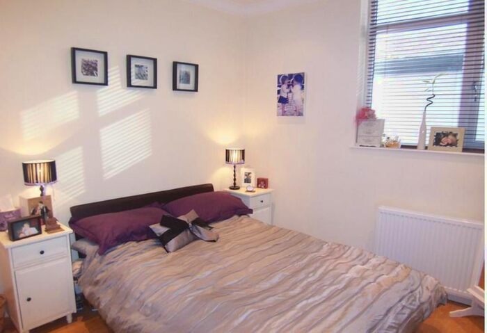 1 Bedroom Flat To Rent In Purley Road, South West, London, CR8