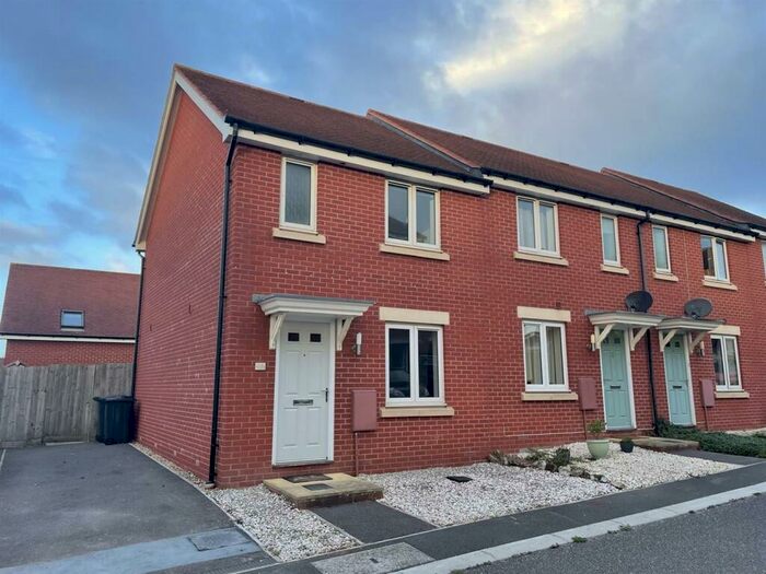 2 Bedroom Terraced House To Rent In Cranbrook, Exeter, EX5