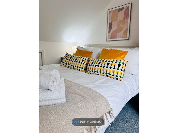 2 Bedroom Flat To Rent In St Marys Road, Southampton, SO14