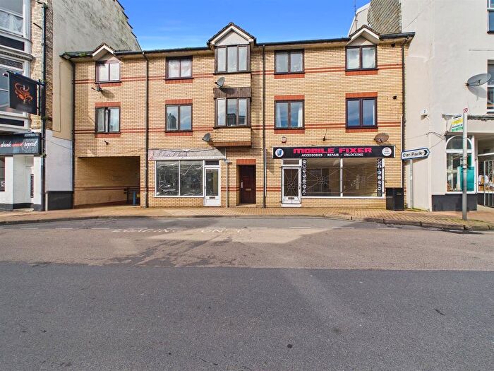 1 Bedroom Flat To Rent In Flat, Clifton Court, High Street, Ilfracombe, Devon, EX34