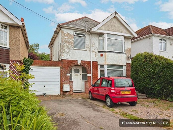 1 Bedroom Flat To Rent In Portsmouth Road, Southampton, SO19