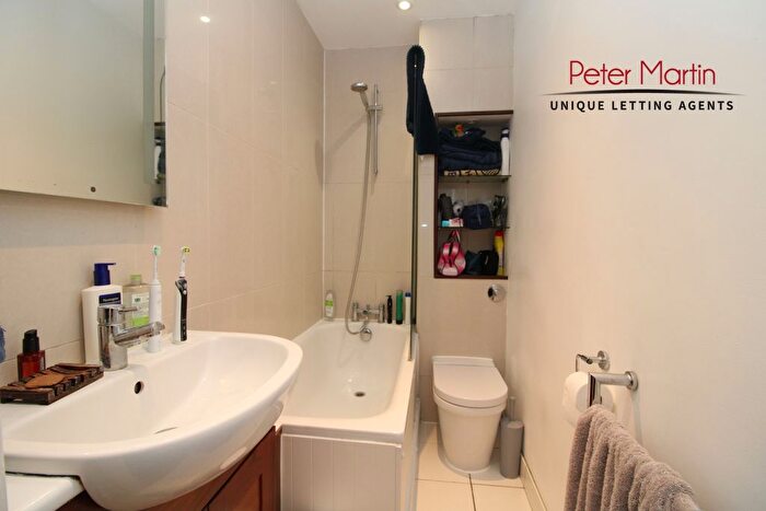 1 Bedroom Flat To Rent In Dennington Park Road, West Hampstead, NW6