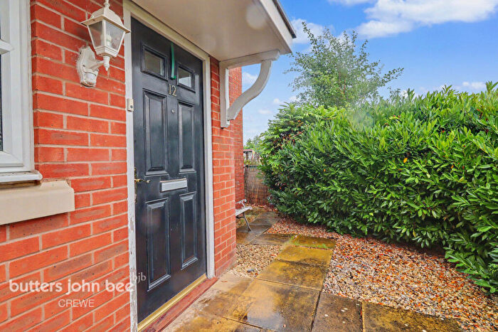 3 Bedroom Terraced House For Sale In Merlin Court, Crewe, CW1