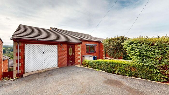 3 Bedroom Semi Detached House To Rent In Wentworth Road, Blacker Hill, Barnsley, S74