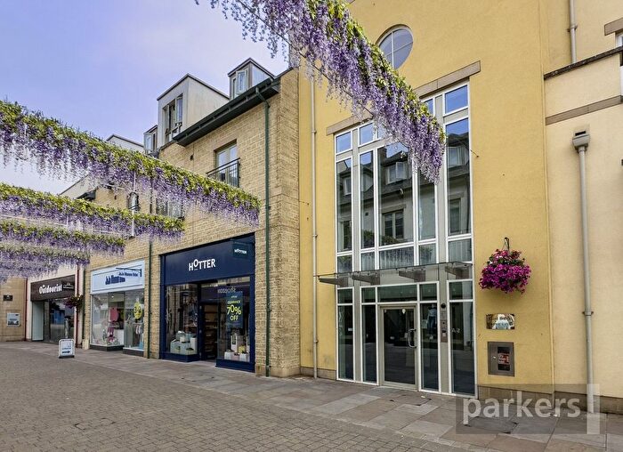 1 Bedroom Flat For Sale In Marriotts Walk, Witney, Oxfordshire, OX28