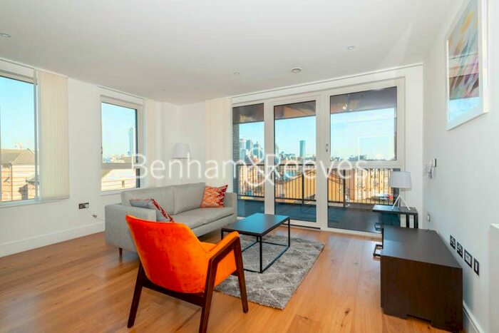 2 Bedroom Flat To Rent In Plough Way, Surrey Quays, SE16