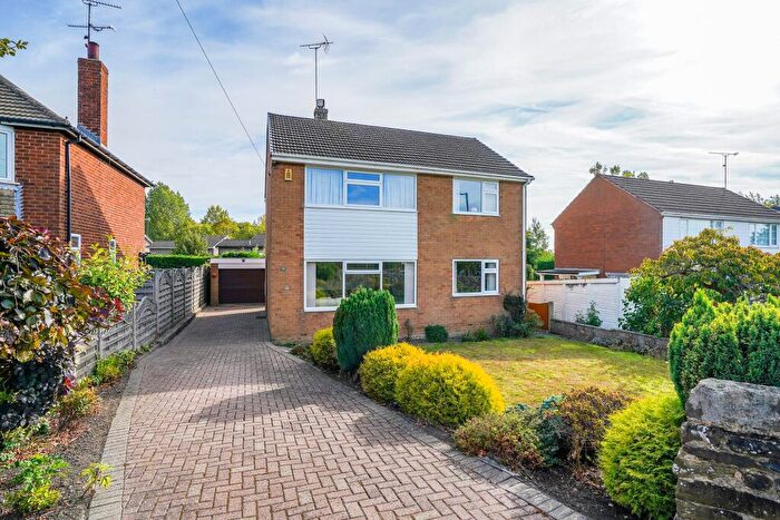 3 Bedroom Detached House For Sale In New Road, Wingerworth, S42