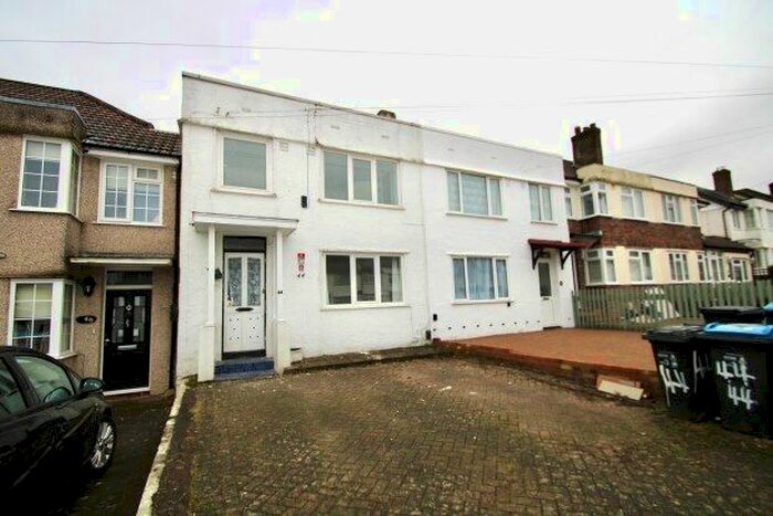 4 Bedroom Property To Rent In Benhurst Gardens, South Croydon, CR2